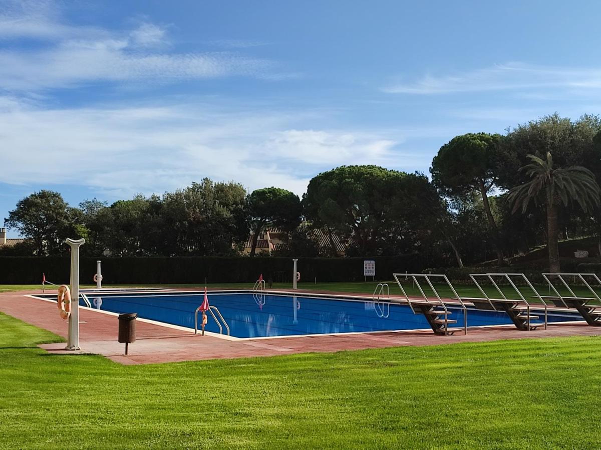 Apartamento Calella De Palafrugell - Piso Reformado Con Piscina, Wifi Y Parking Gratuito Exterior foto