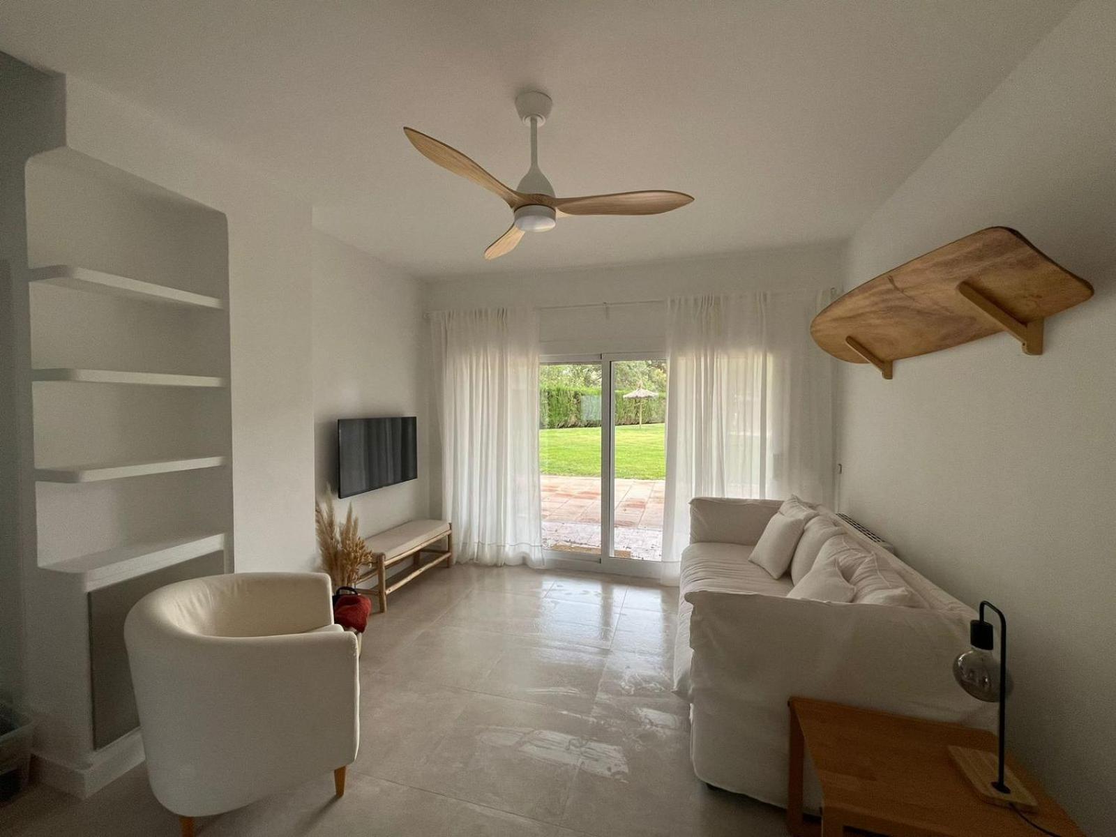 Apartamento Calella De Palafrugell - Piso Reformado Con Piscina, Wifi Y Parking Gratuito Exterior foto